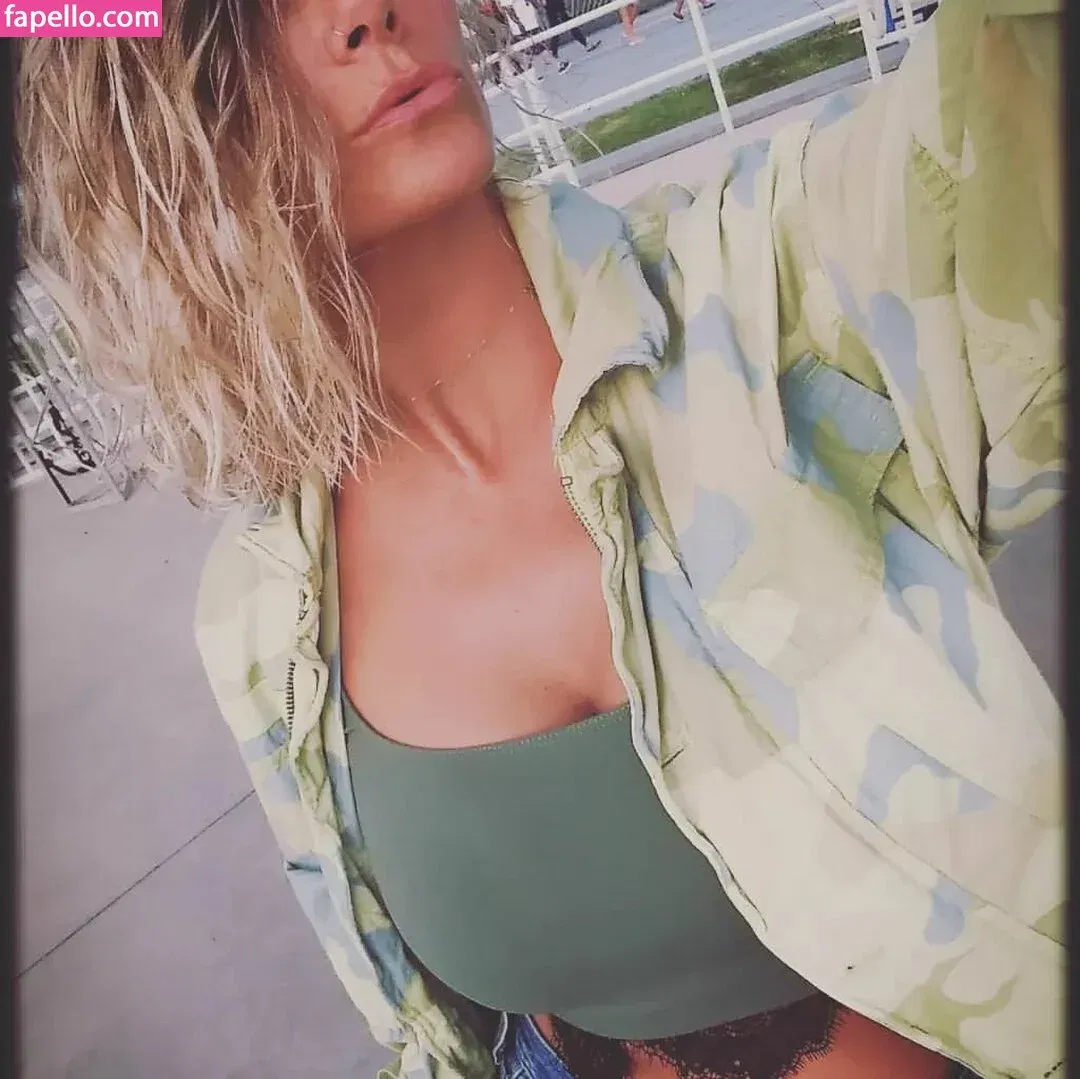 Sayrah Jay Onlyfans Photo Gallery 