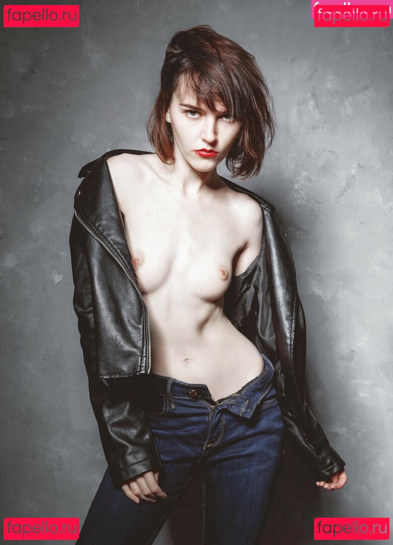 Faye Noir Nude Onlyfans Photo 12
