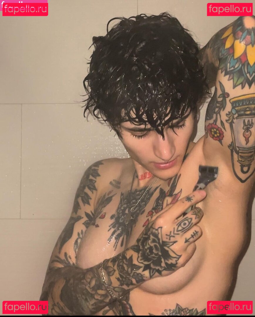 Vas Hal Nude Onlyfans Photo 22