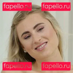 Lindsey Cruz Onlyfans Photo Gallery 