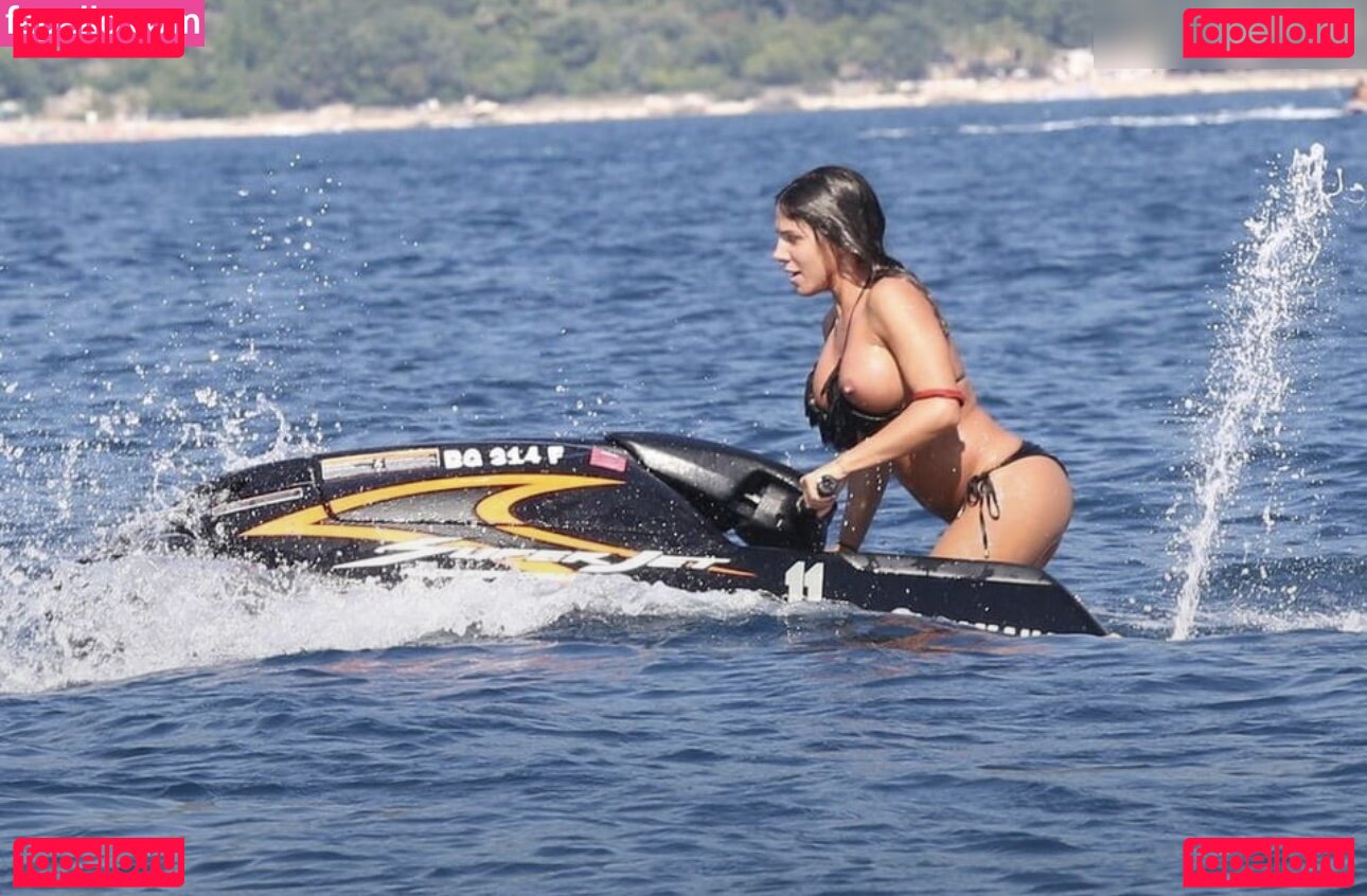 Sandra Afrika Nude Onlyfans Photo 38