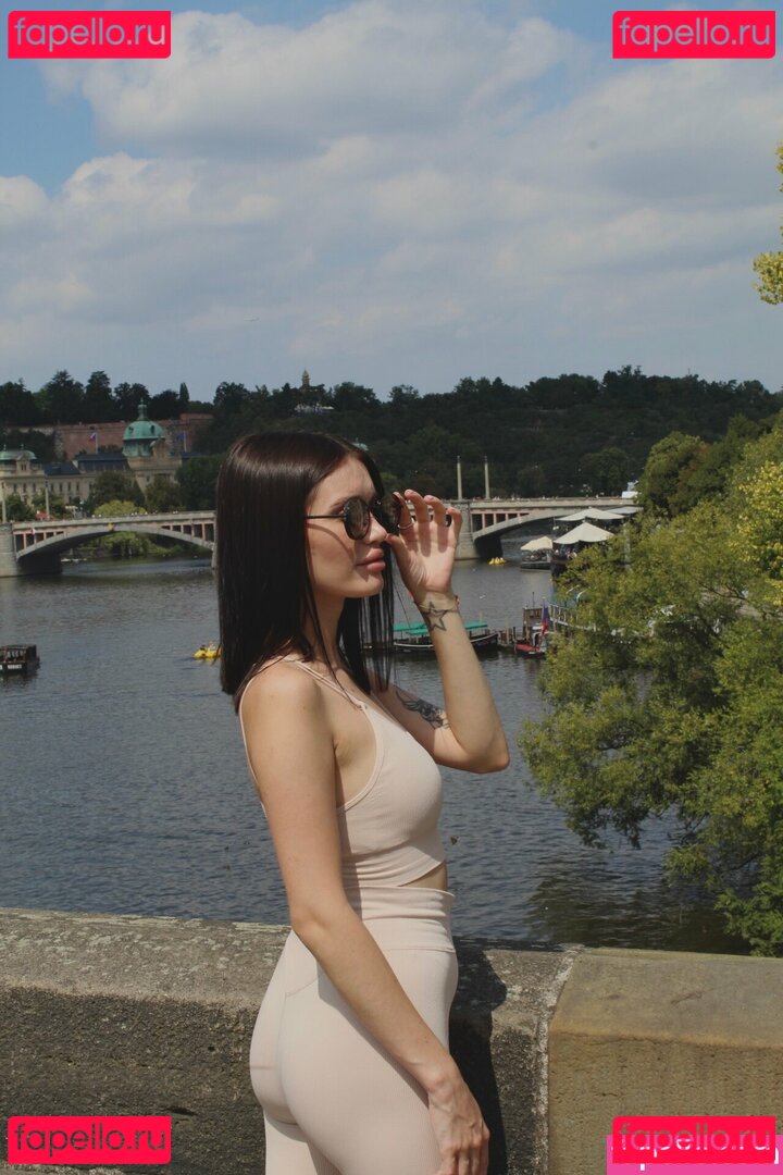 tinatiina Nude Onlyfans Photo 21