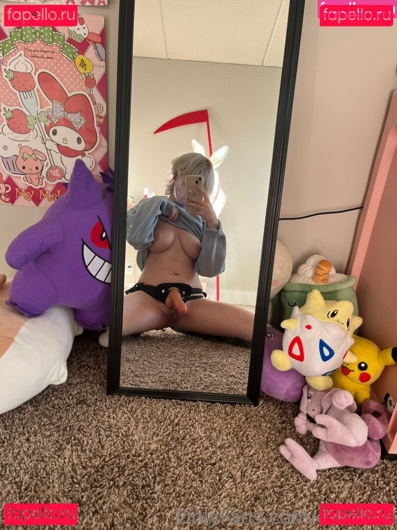 erenbun Nude Onlyfans Photo 36