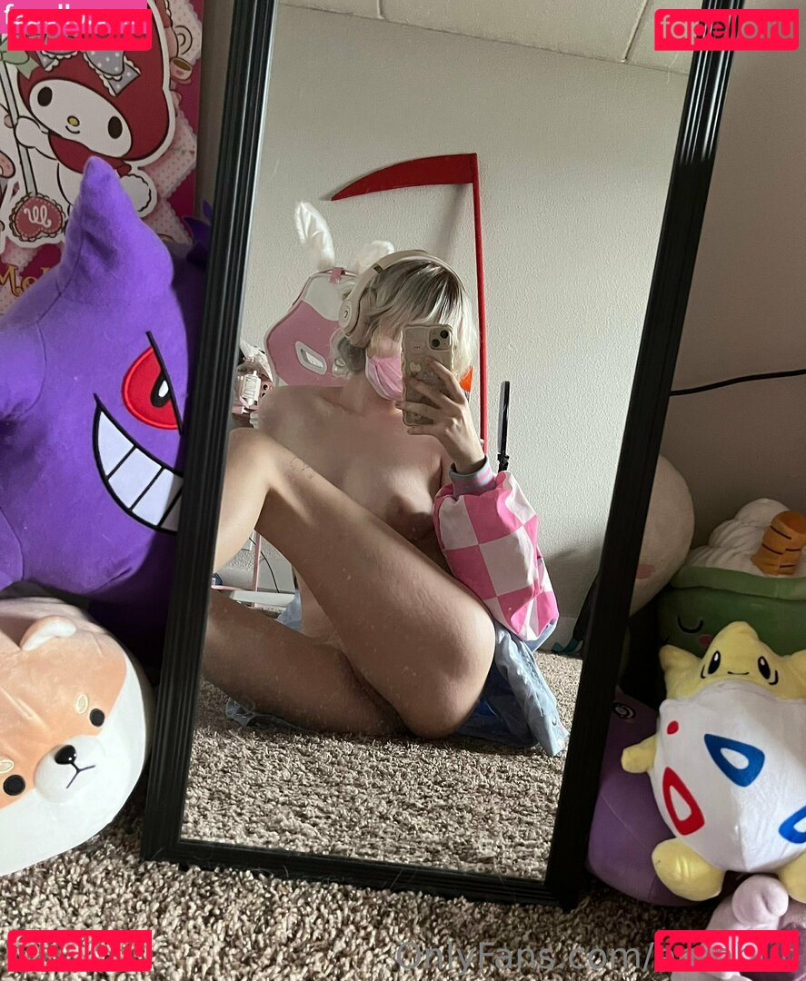 erenbun Nude Onlyfans Photo 11