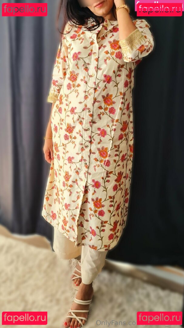Indian_Diva Nude Onlyfans Photo 38