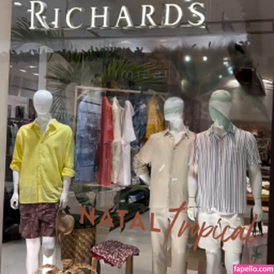 Isa Milan Onlyfans Photo Gallery 