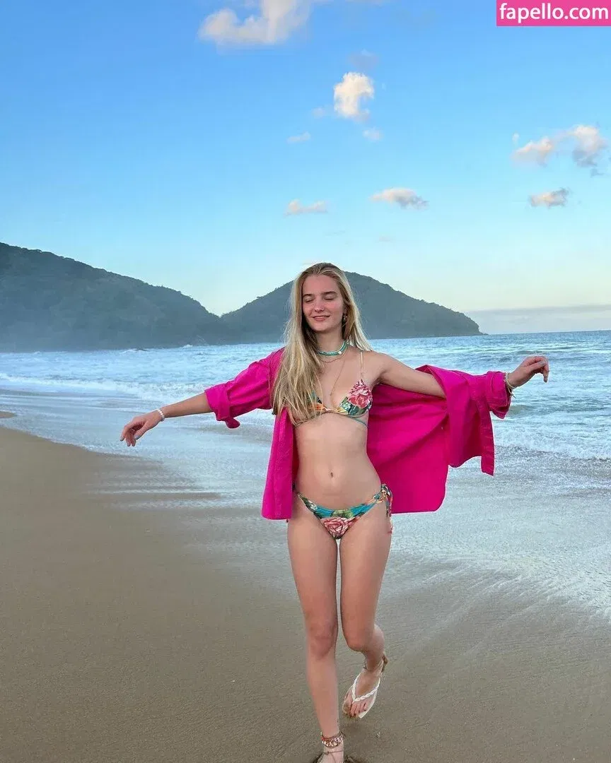 Isa Milan Onlyfans Photo Gallery 