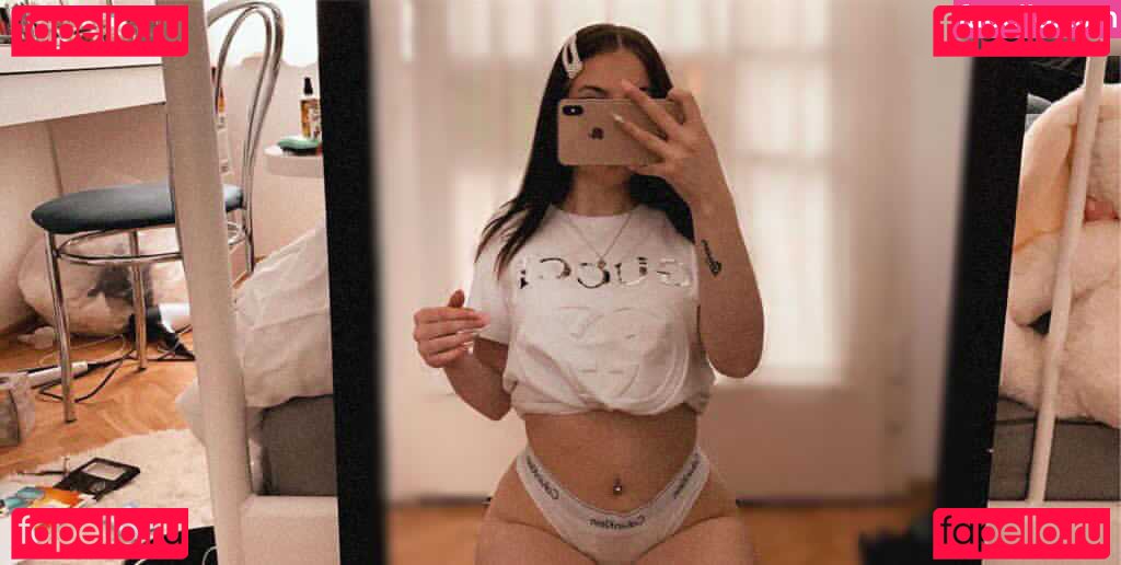 Lauraaasmk Nude Onlyfans Photo 50