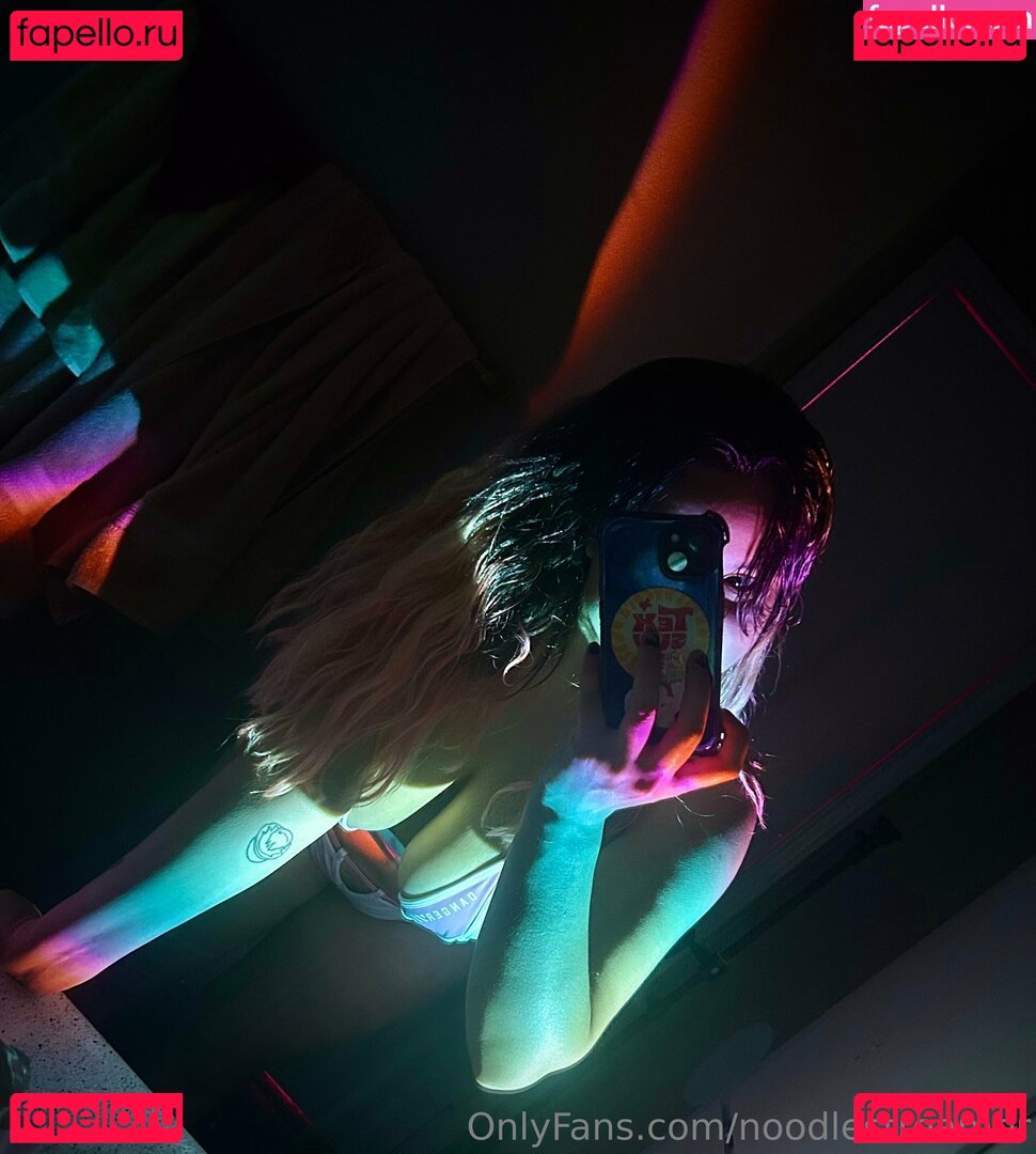 noodlestreamer Nude Onlyfans Photo 19
