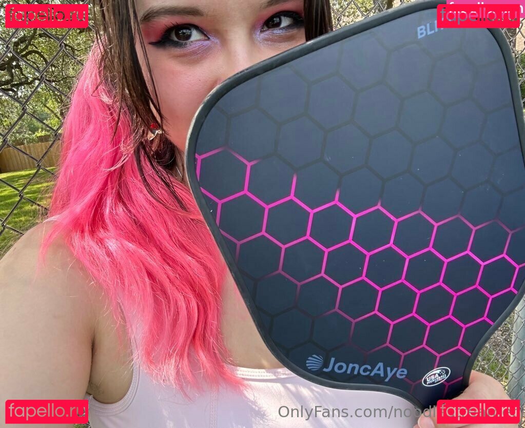 noodlestreamer Nude Onlyfans Photo 6