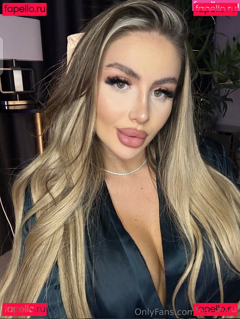 varabella Nude Onlyfans Photo 44