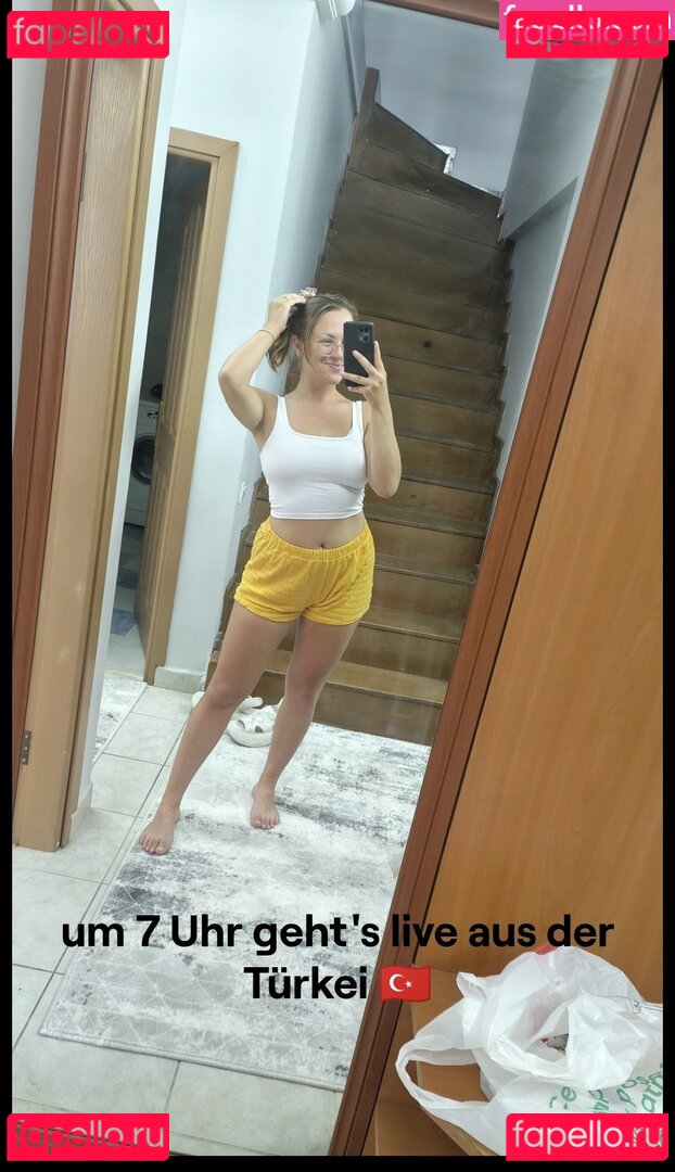 fullymira Nude Onlyfans Photo 13