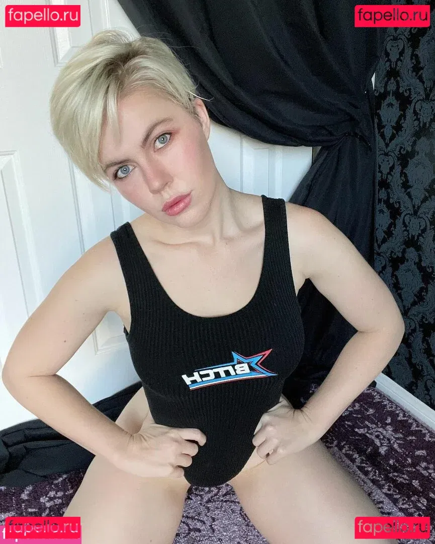 Genevieve Marie Onlyfans Photo Gallery 