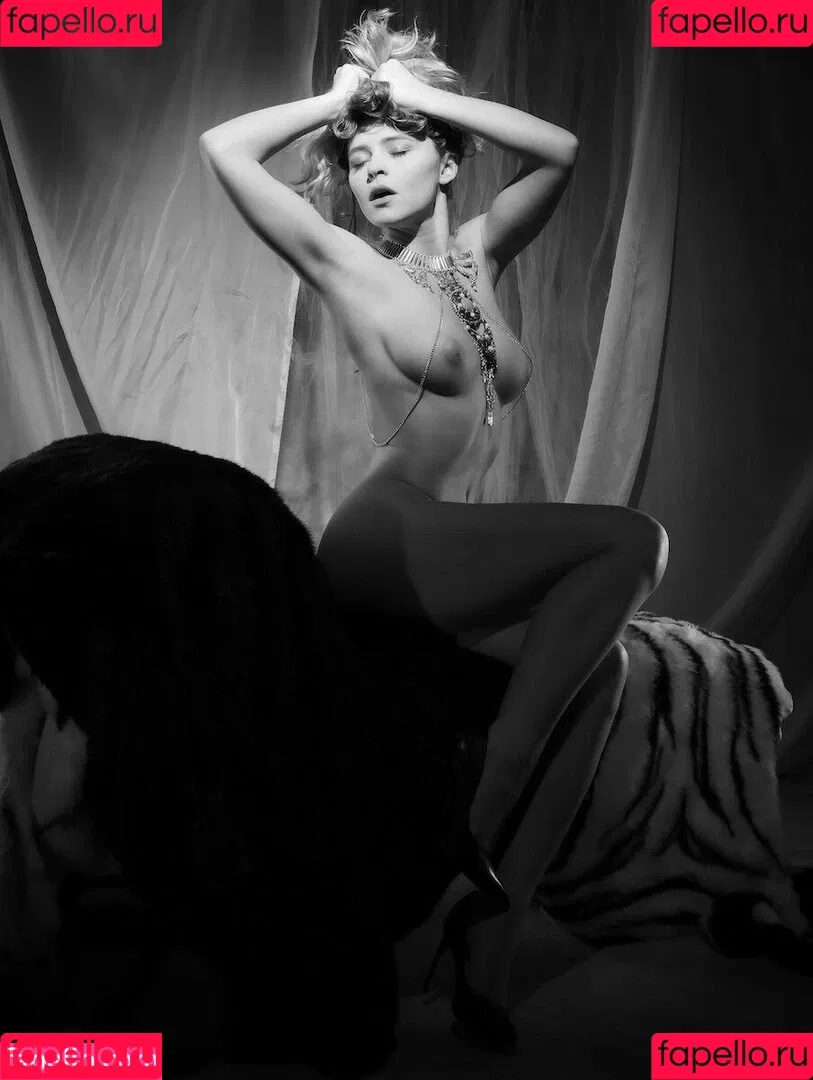Alice Antoinette Onlyfans Photo Gallery 
