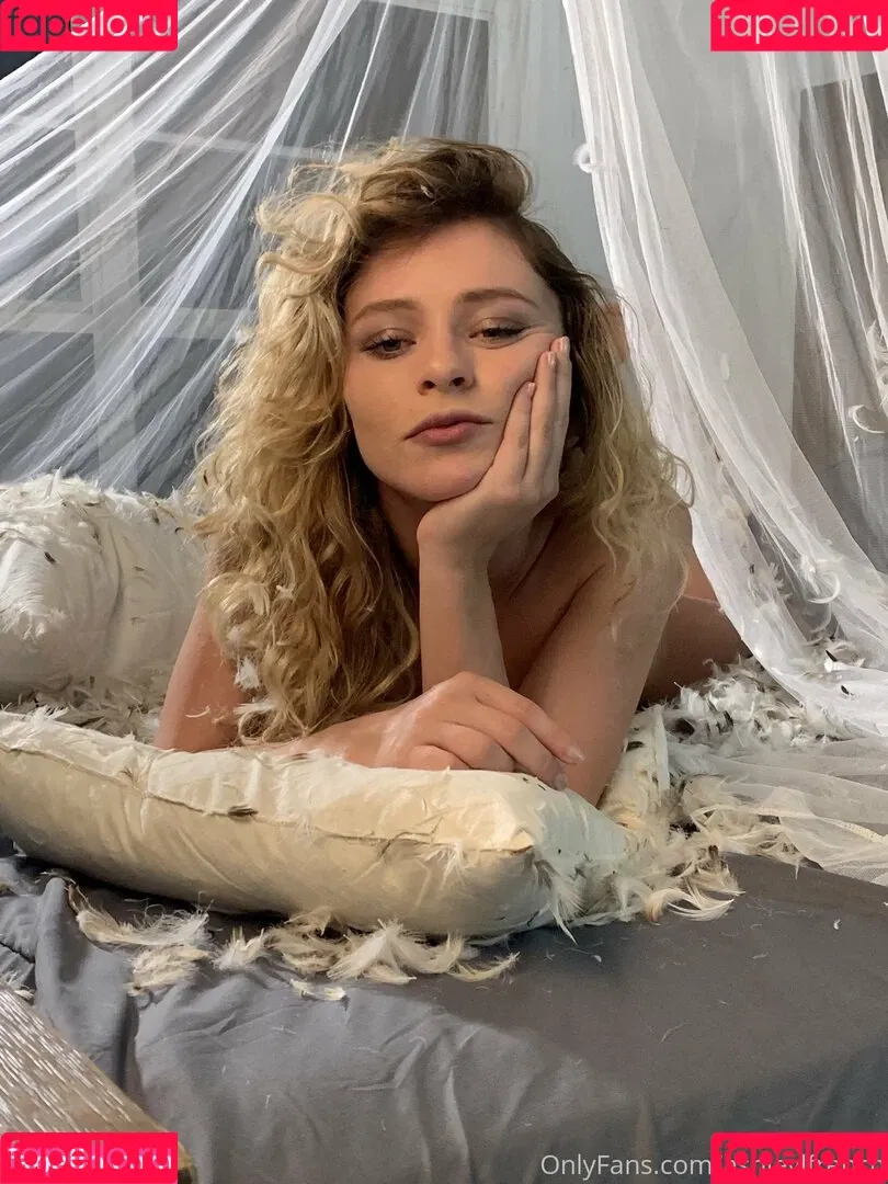 Alice Antoinette Onlyfans Photo Gallery 