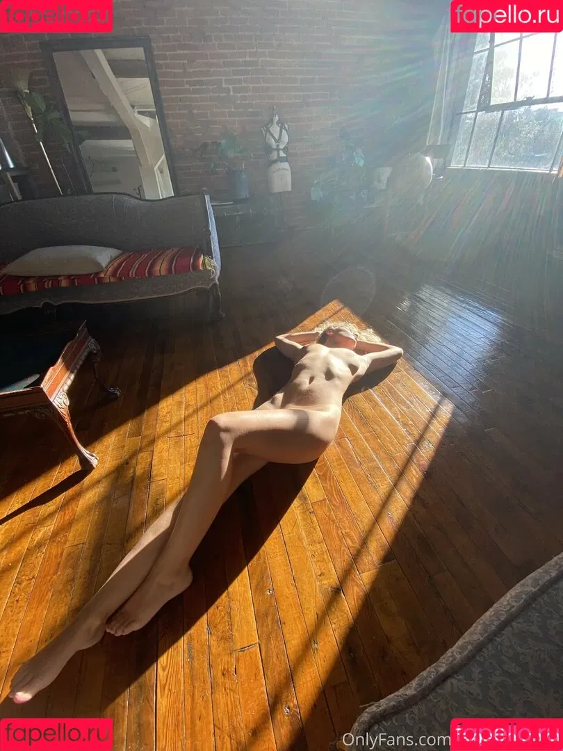 Alice Antoinette Onlyfans Photo Gallery 