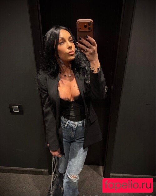 Bustyan Nude Onlyfans Photo 34