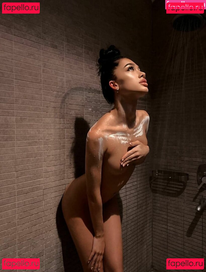 Yani Banny Nude Onlyfans Photo 39