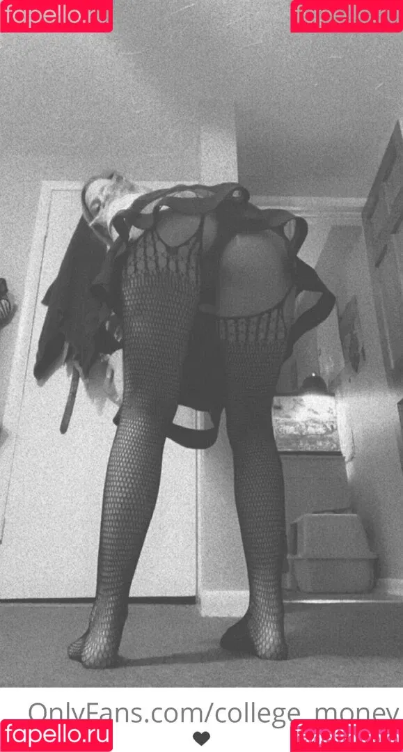 college_money Onlyfans Photo Gallery 