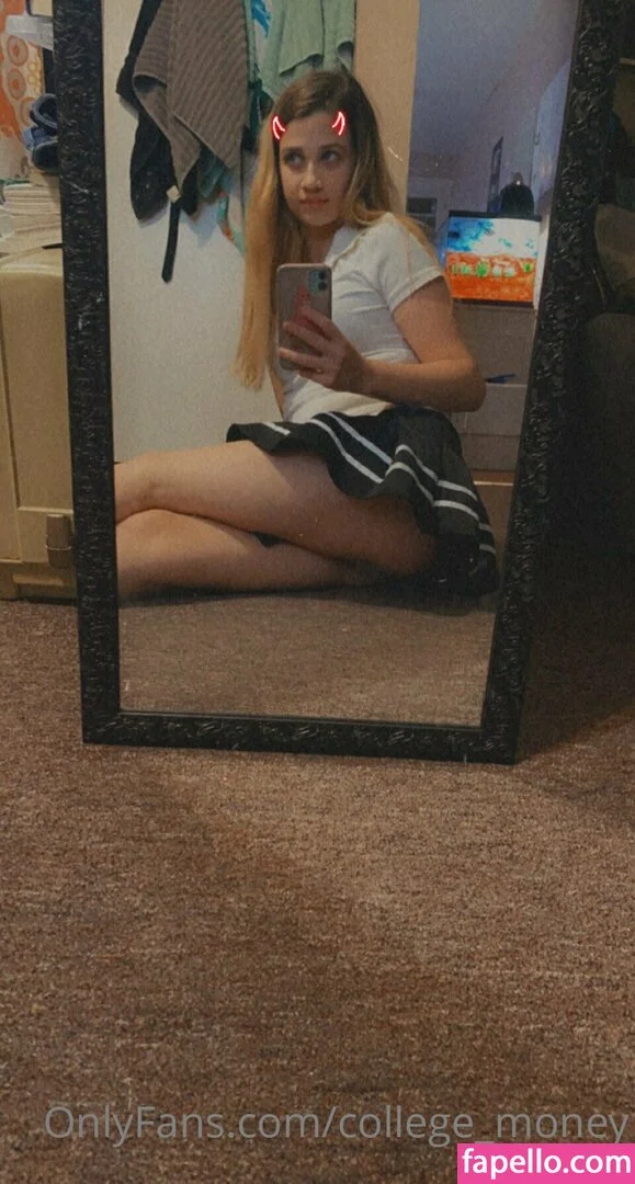 college_money Onlyfans Photo Gallery 