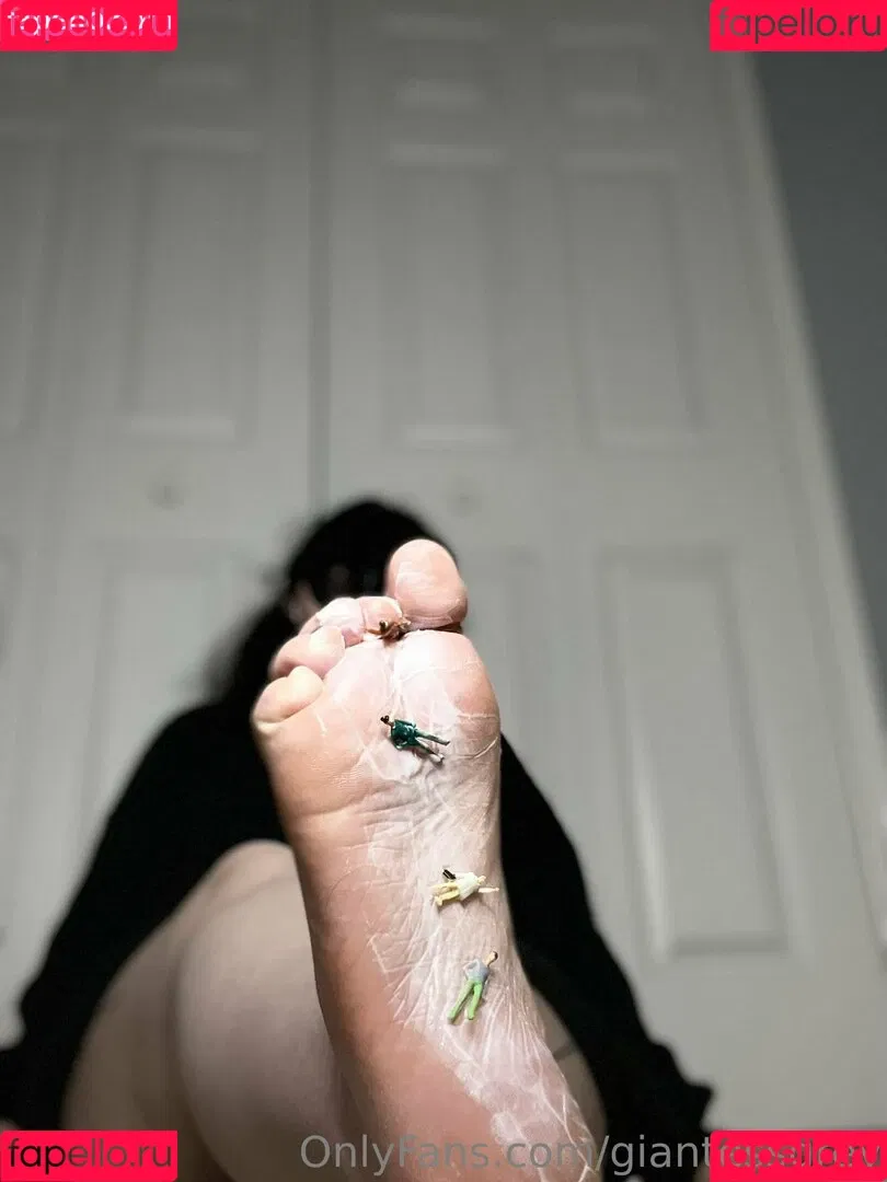 giantessgrey Onlyfans Photo Gallery 