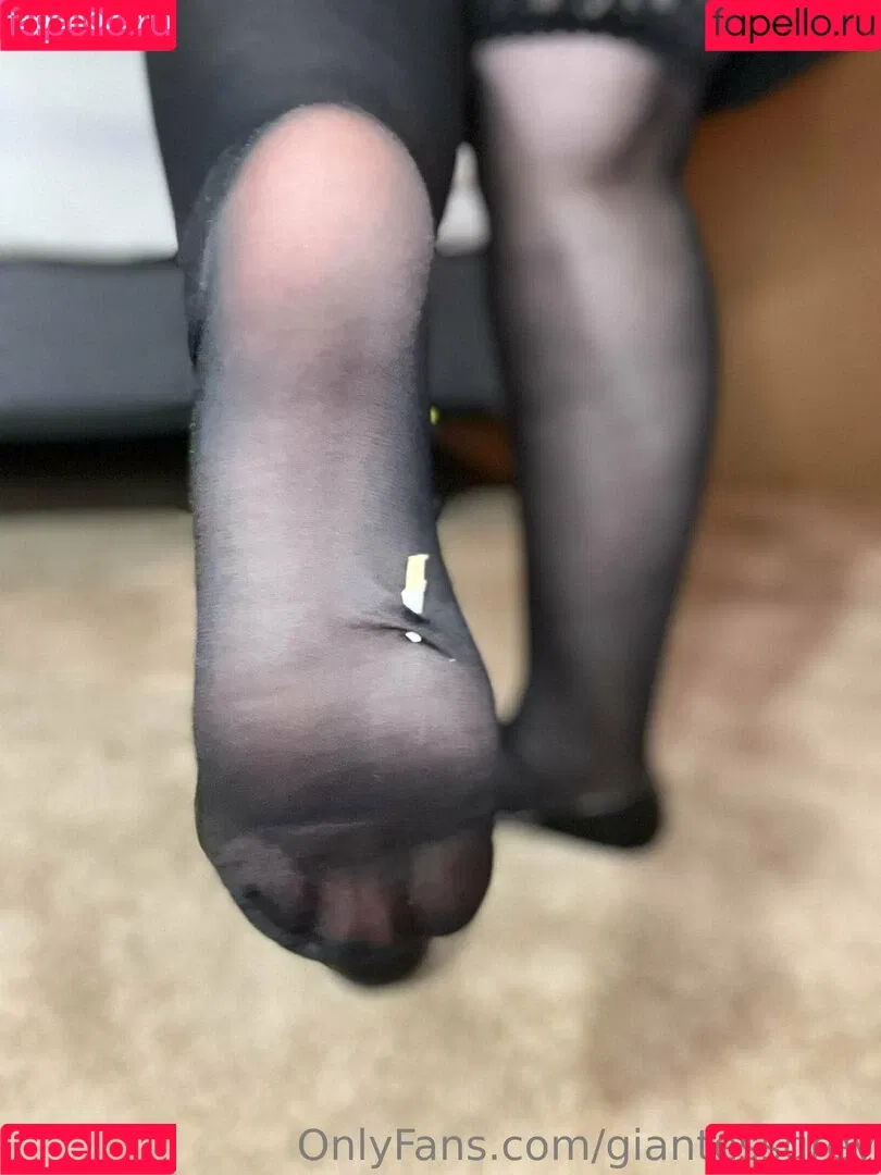 giantessgrey Onlyfans Photo Gallery 