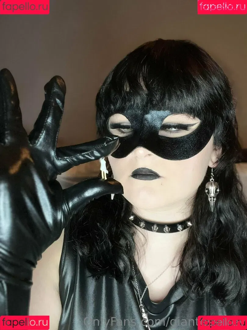 giantessgrey Onlyfans Photo Gallery 