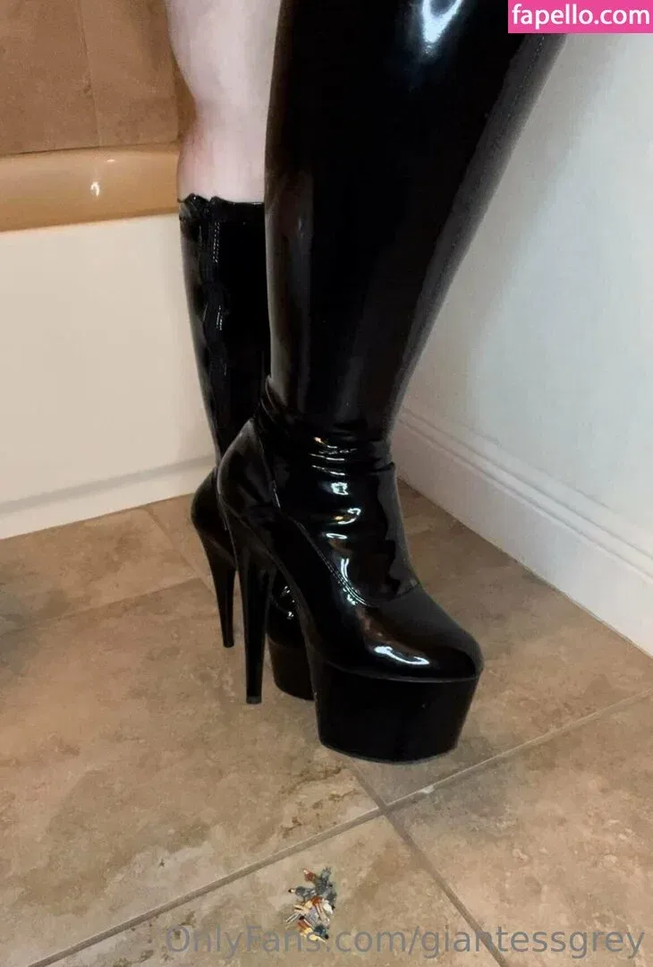 giantessgrey Onlyfans Photo Gallery 