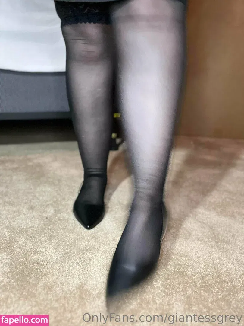 giantessgrey Onlyfans Photo Gallery 