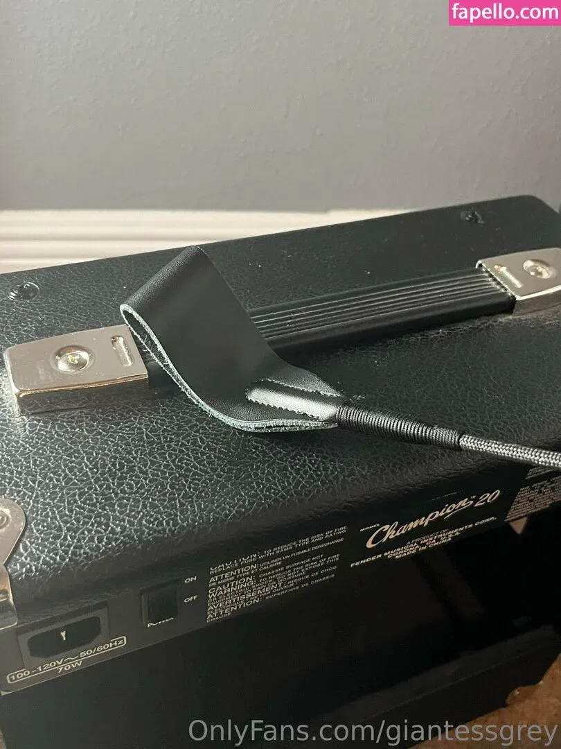 giantessgrey Onlyfans Photo Gallery 