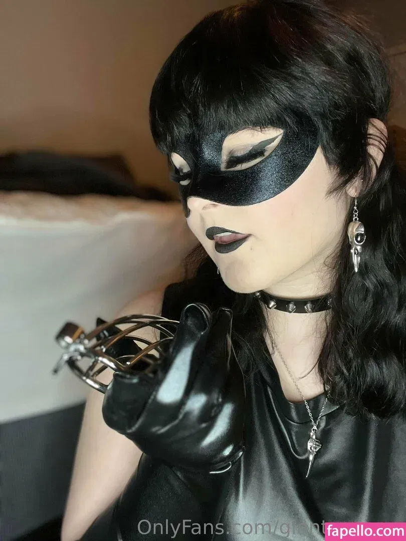 giantessgrey Onlyfans Photo Gallery 