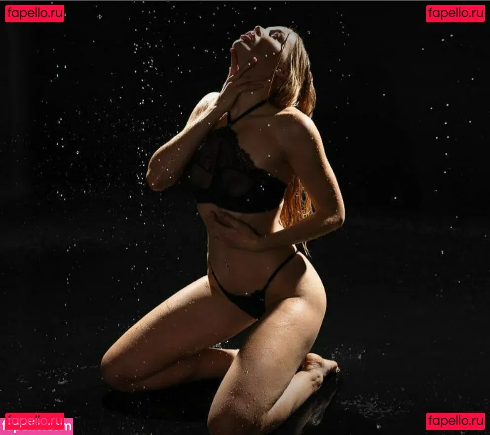 Alenka Aganova Onlyfans Photo Gallery 