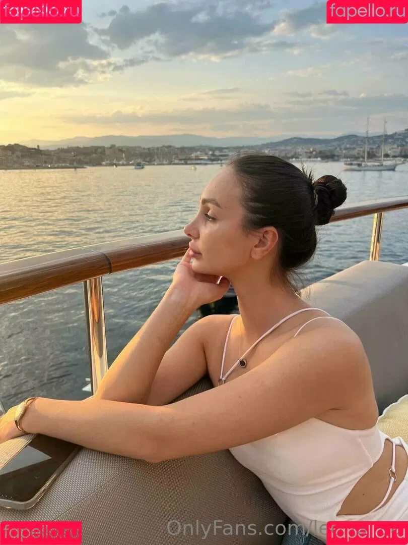 leona_aa Onlyfans Photo Gallery 