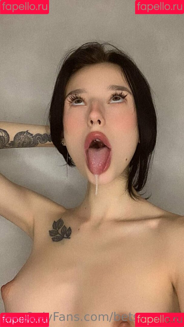 betsy_mew Onlyfans Photo Gallery 