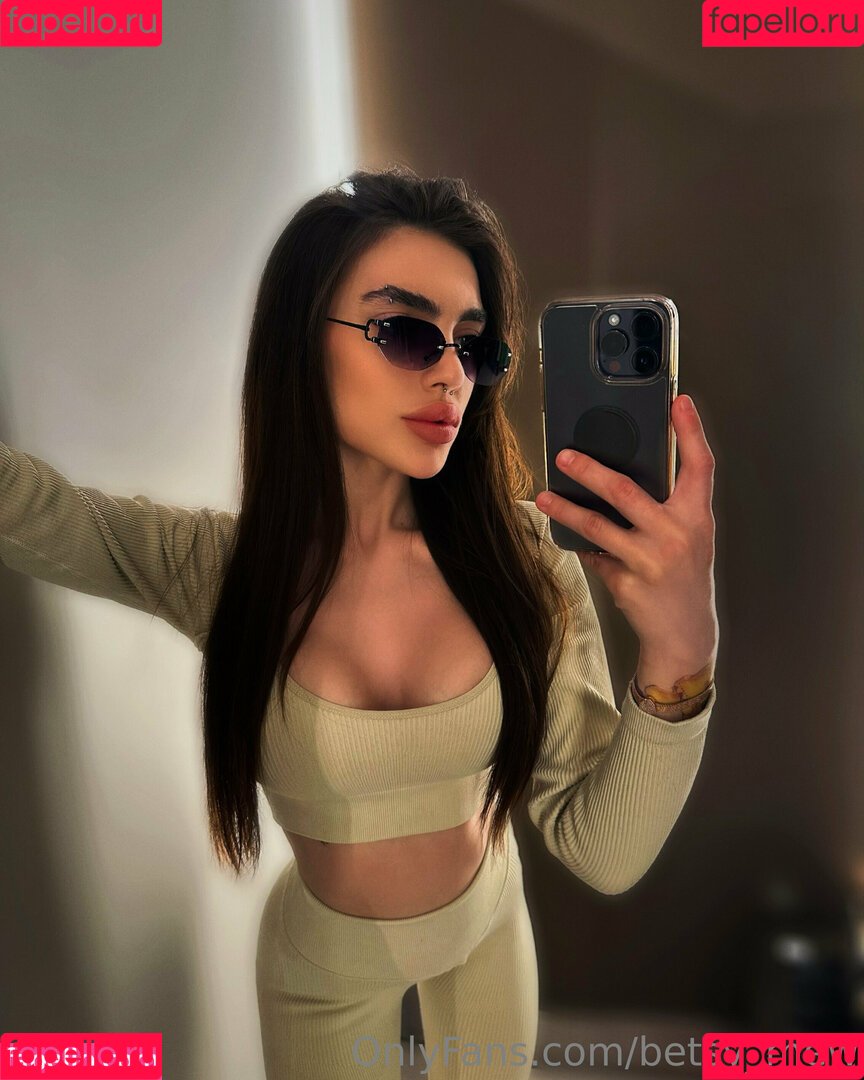 betsy_mew Onlyfans Photo Gallery 