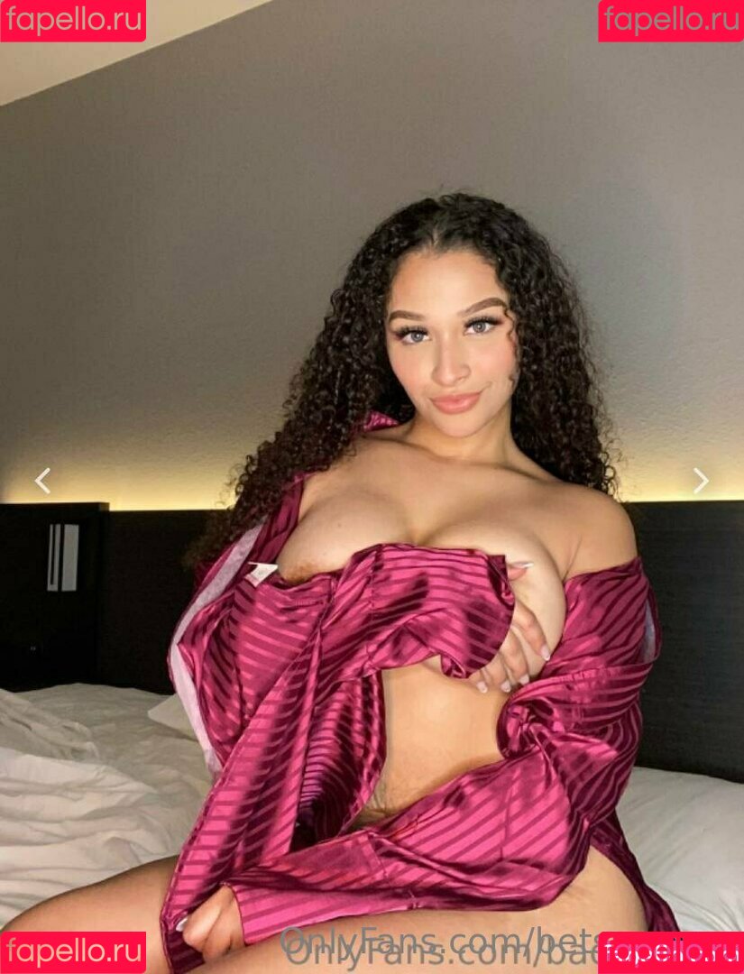 betsy_mew Onlyfans Photo Gallery 