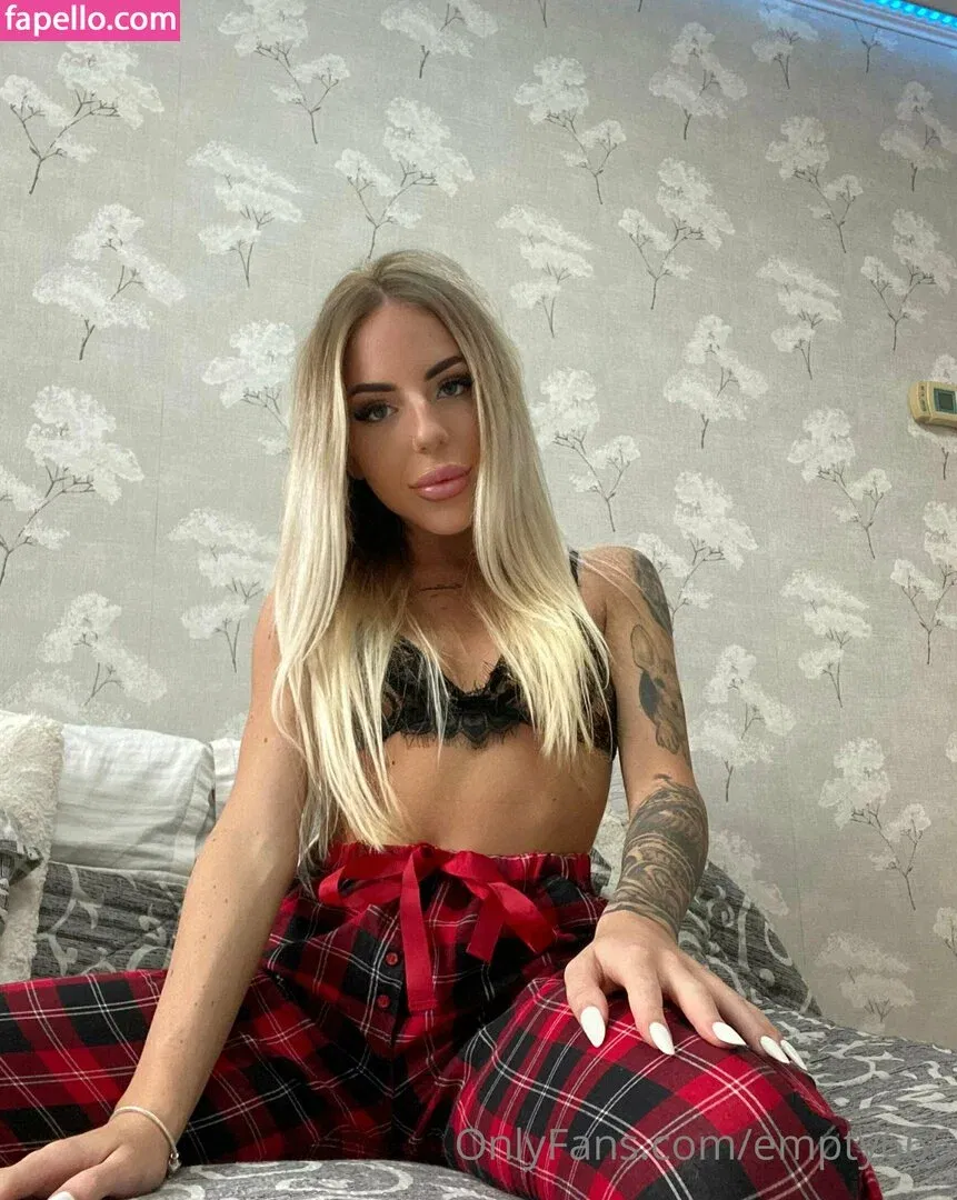 empty666 Onlyfans Photo Gallery 