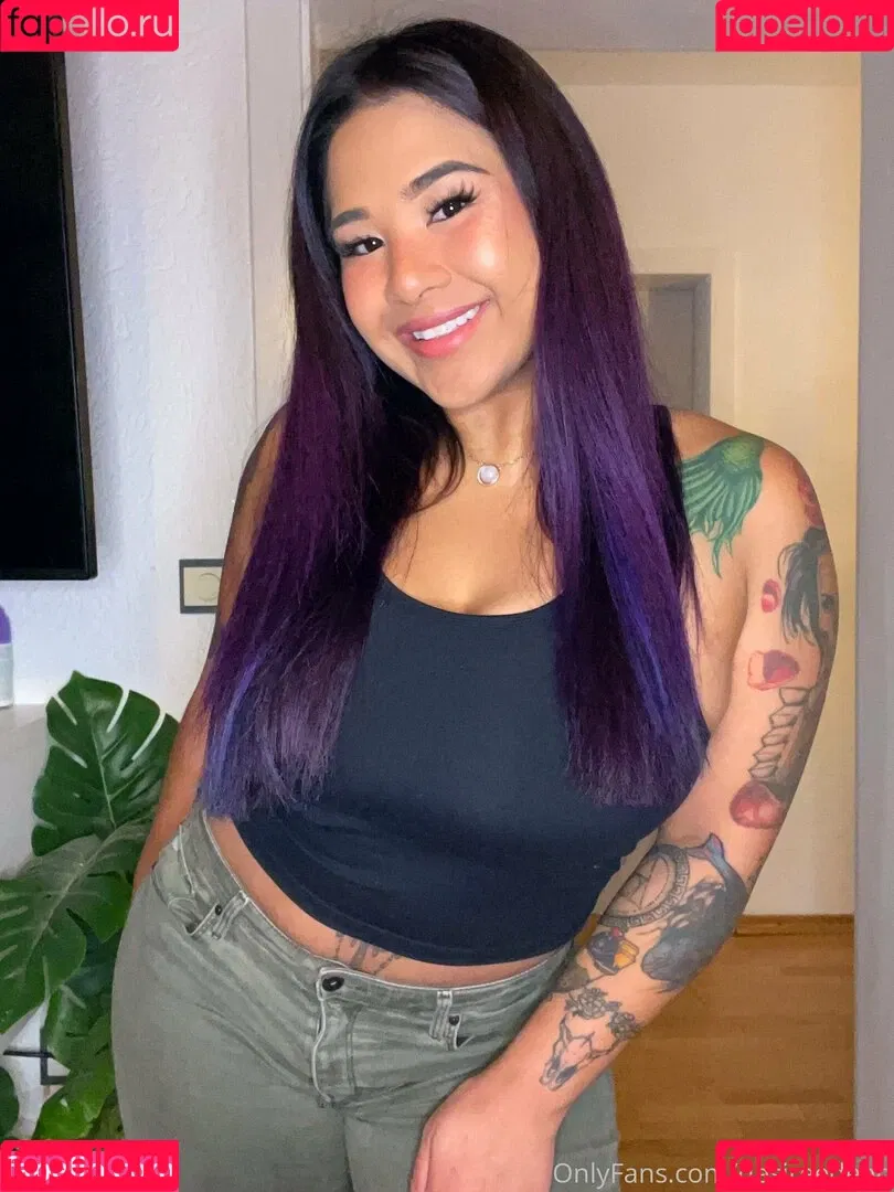 desireedeep Onlyfans Photo Gallery 