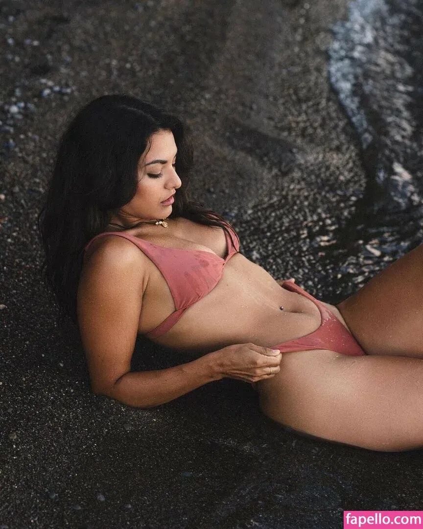 Humberly González Onlyfans Photo Gallery 