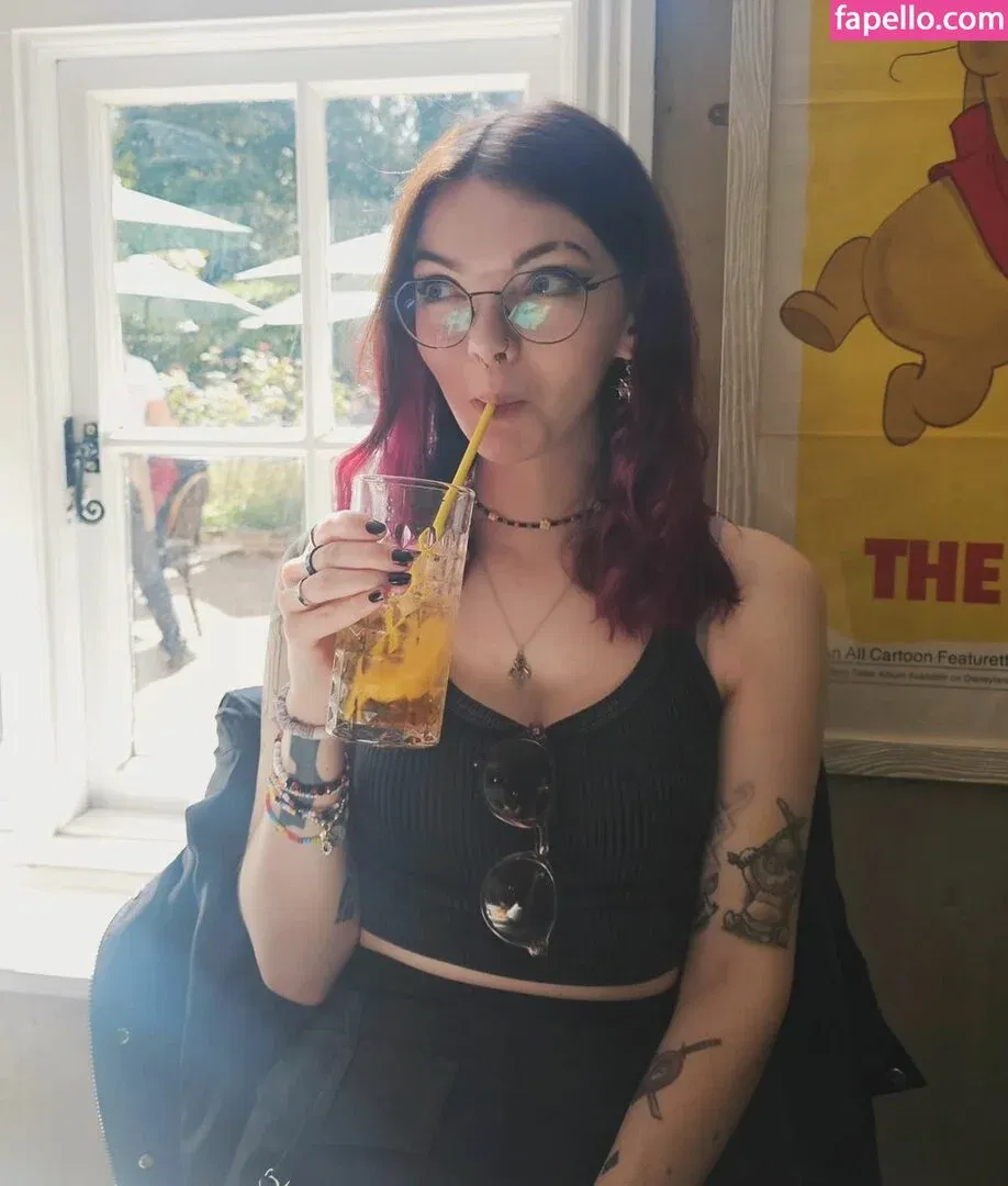 LouiseJulie Onlyfans Photo Gallery 