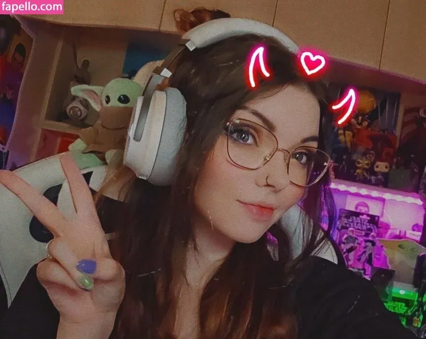 LouiseJulie Onlyfans Photo Gallery 