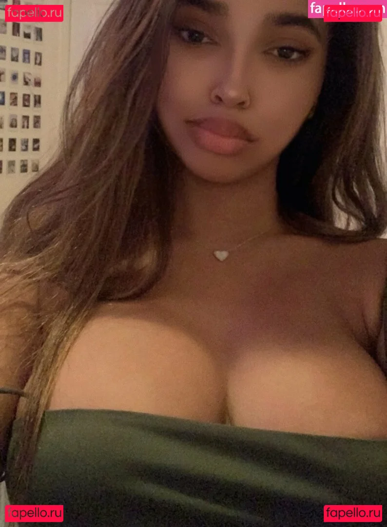 dezzywaifuvip Onlyfans Photo Gallery 