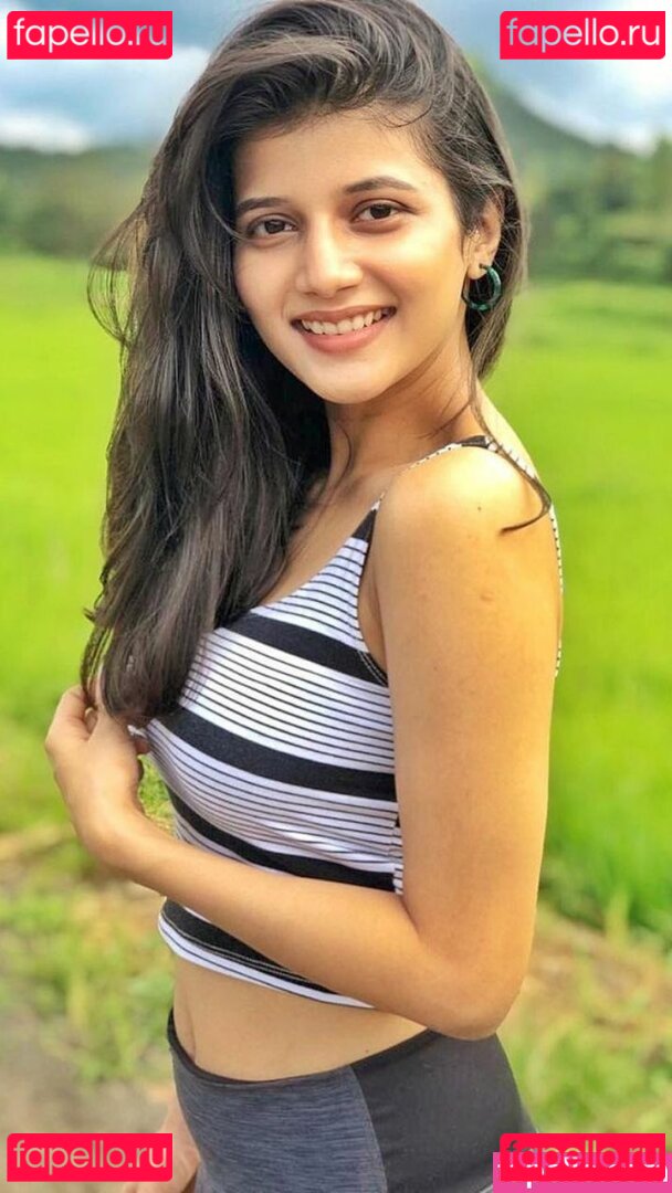 Samridhi Shukla Nude Onlyfans Photo 10