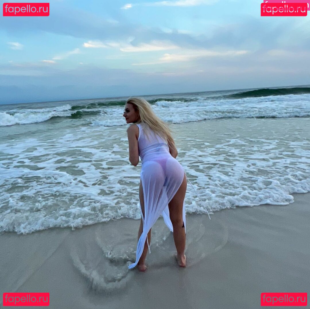 Therealmiasnow Nude Onlyfans Photo 9