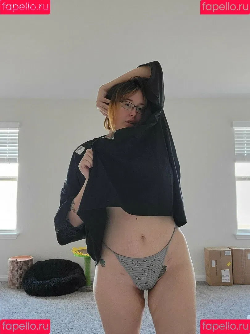 yureta2 Onlyfans Photo Gallery 