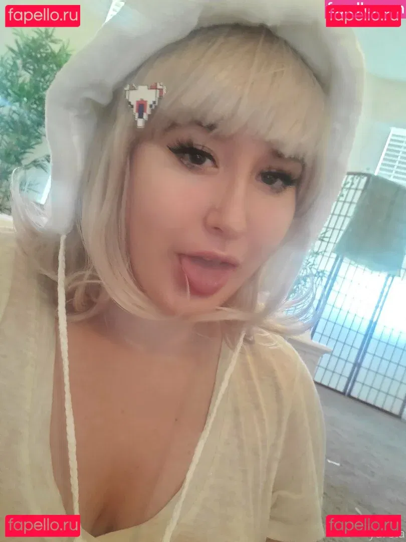 yureta2 Onlyfans Photo Gallery 