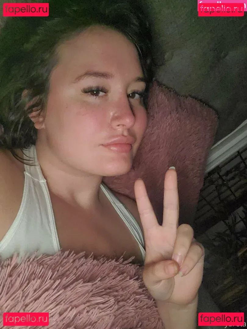 yureta2 Onlyfans Photo Gallery 