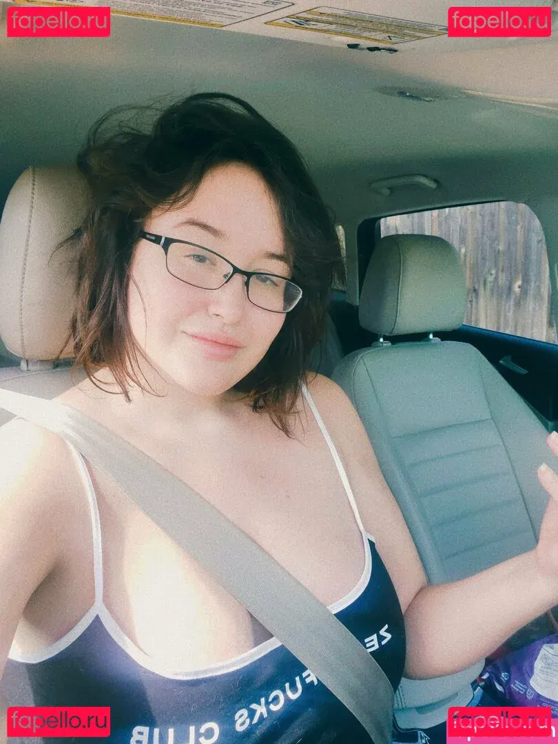 yureta2 Onlyfans Photo Gallery 