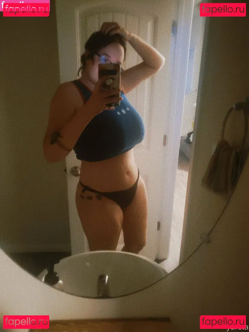 yureta2 Onlyfans Photo Gallery 