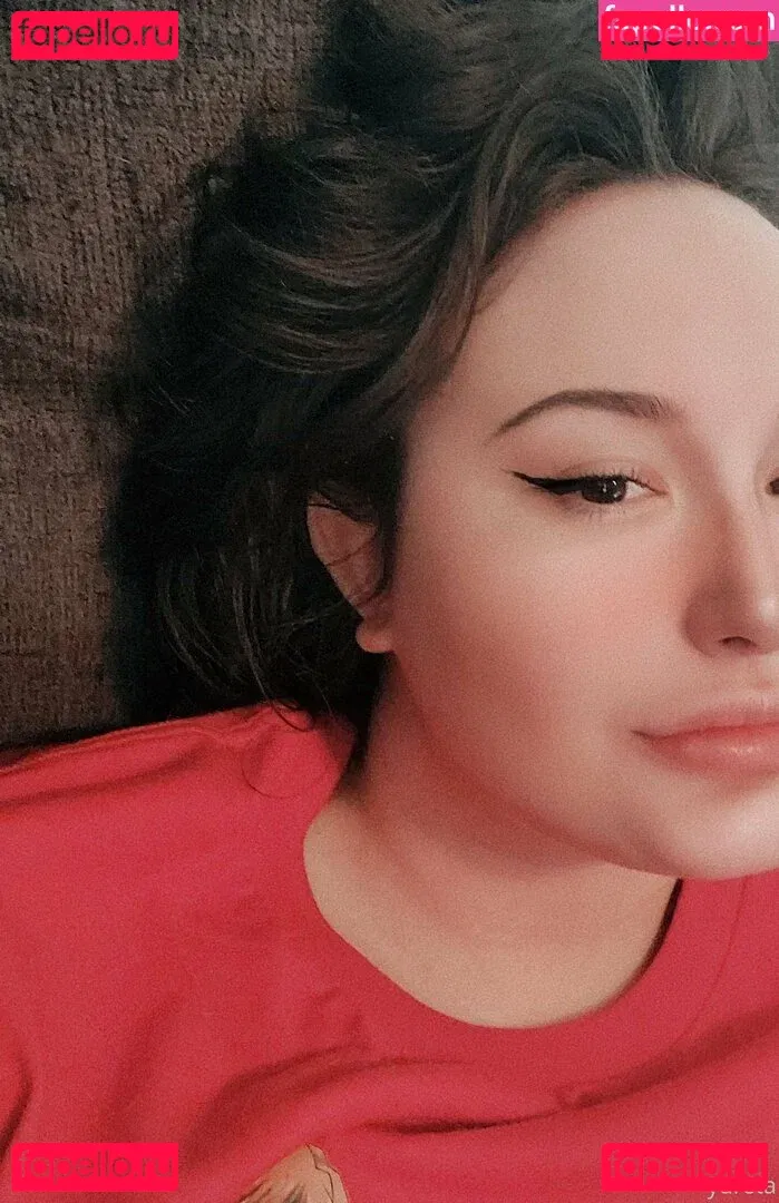 yureta2 Onlyfans Photo Gallery 